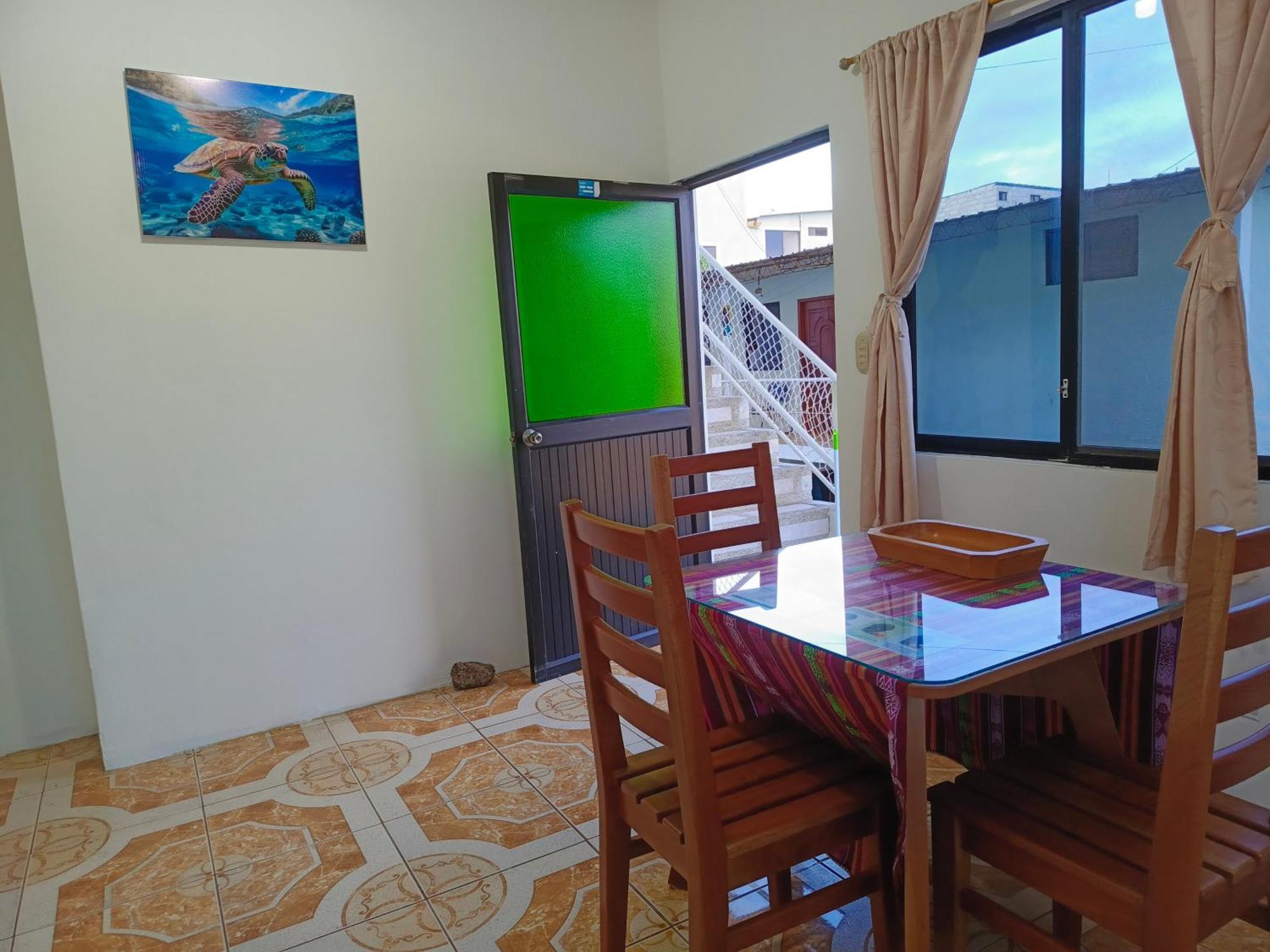 Teresita'S House Suites Con Cocina Privada Пуэрто-Бакерисо-Морено Экстерьер фото