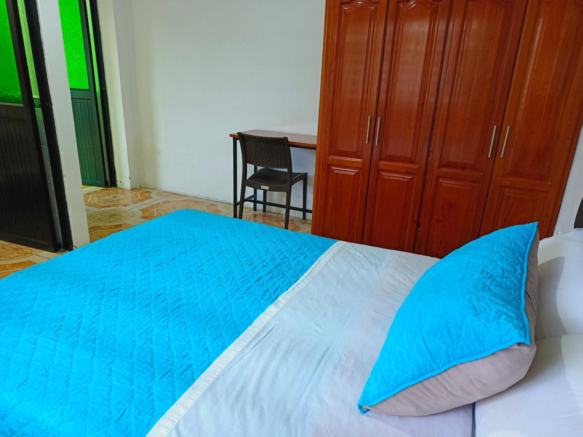 Teresita'S House Suites Con Cocina Privada Пуэрто-Бакерисо-Морено Экстерьер фото