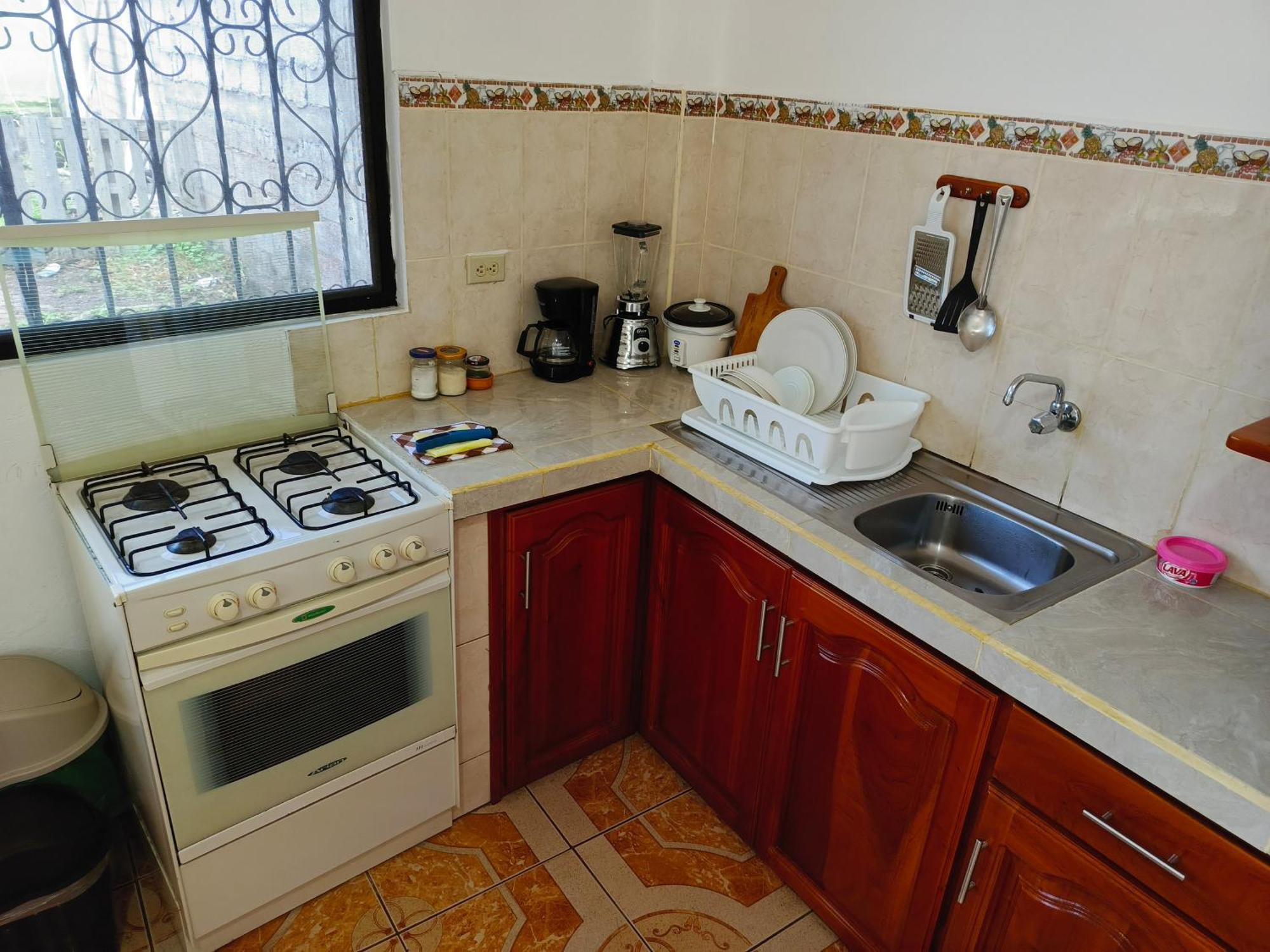 Teresita'S House Suites Con Cocina Privada Пуэрто-Бакерисо-Морено Экстерьер фото